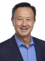 John W. Kuo Headshot