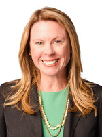 Erin Schesny Headshot