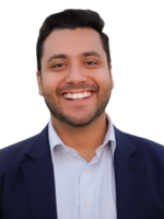 Shahmeer Mirza Headshot